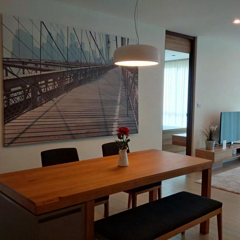 Huahin Luxury Beachfront Condo By Ml Номер фото