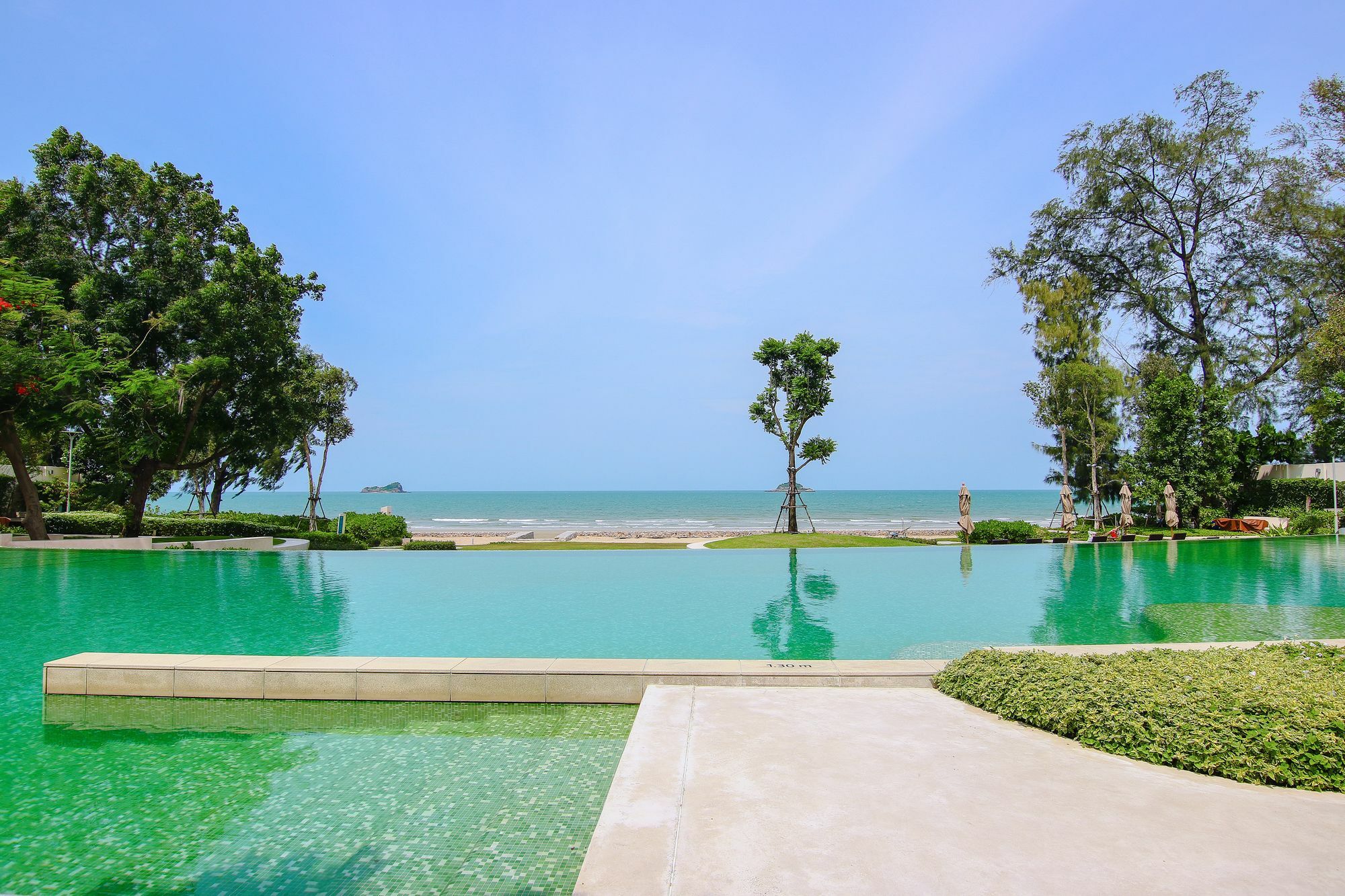 Huahin Luxury Beachfront Condo By Ml Экстерьер фото